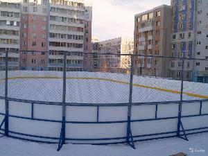 Хоккейная коробка в Екатеринбурге ХК придомовой.jpg